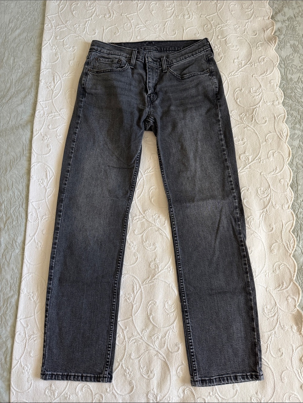 Levi's Men's Straight 514 Jeans in Charcoal Gray